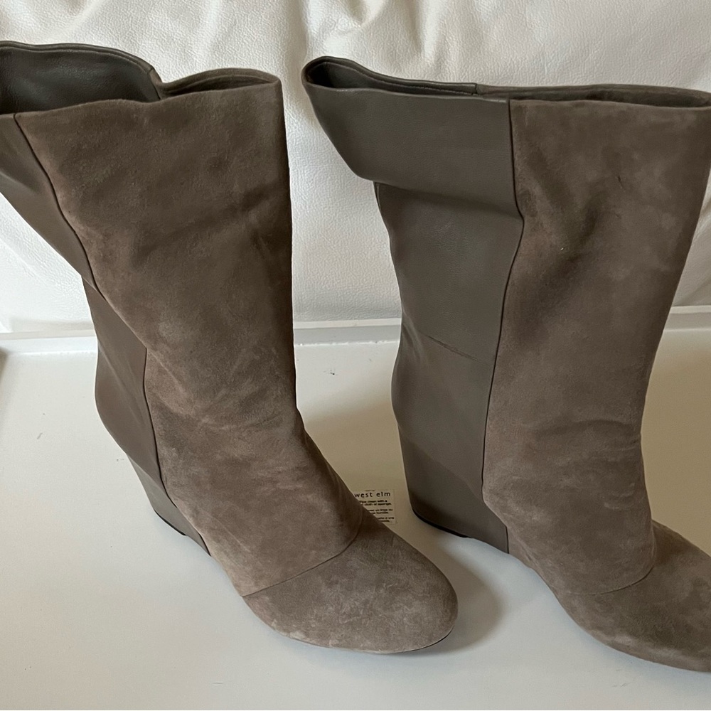 New Enzo Angiolini Eabaki Taupe Wedge Boots Size 11